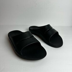 Oofos Ooaah Slides Women's Size 9 or Men's Size 7 EU 40 Shoes Black Recovery